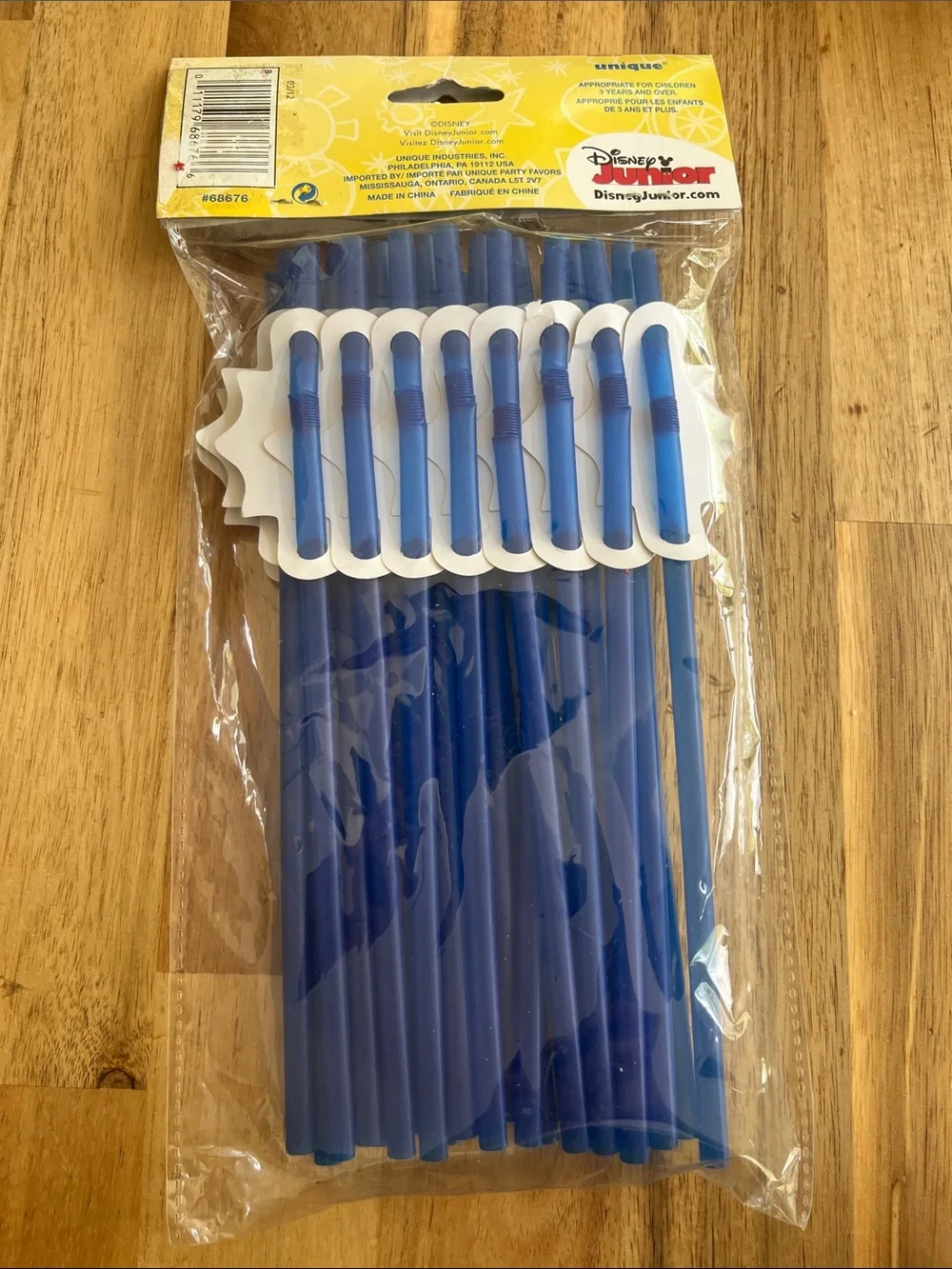 Free w/ purchase: Mickey Party Straws Blue 24 Pack 68676